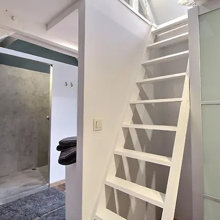 D Hotes - De 30m2 Apartment